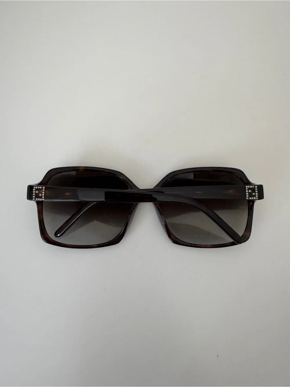 Fendi Tortoiseshell Sunglasses - Brown Gradient FS5627R Authentic